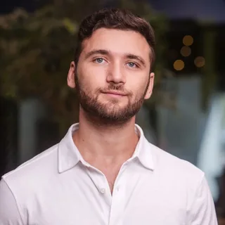 Noah Loul, Founder and CEO of SourceX